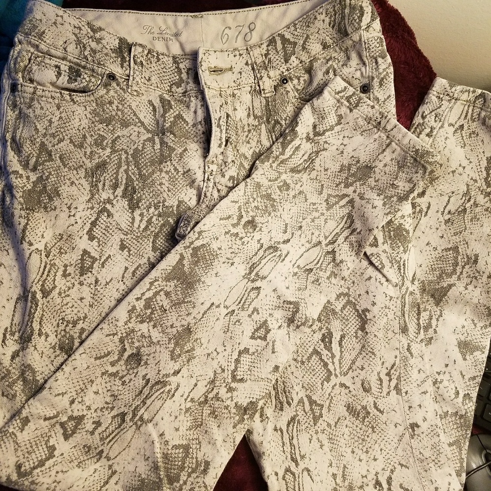 The Limited 678 Denim Skinny Jeans